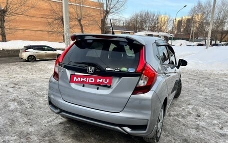 Honda Fit III, 2017 год, 1 330 000 рублей, 4 фотография