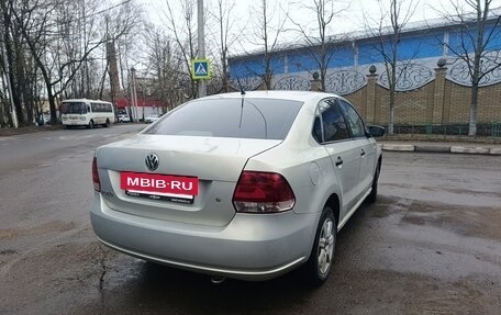 Volkswagen Polo VI (EU Market), 2011 год, 495 000 рублей, 2 фотография
