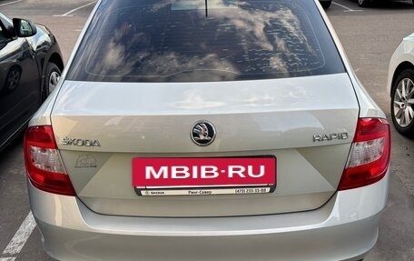 Skoda Rapid I, 2014 год, 1 100 000 рублей, 4 фотография