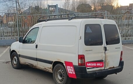 Peugeot Partner II рестайлинг 2, 2011 год, 200 000 рублей, 4 фотография