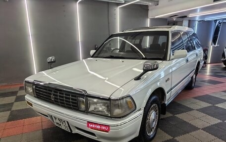 Toyota Crown, 1989 год, 450 000 рублей, 2 фотография
