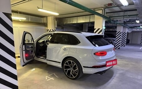 Bentley Bentayga I, 2021 год, 20 500 000 рублей, 4 фотография