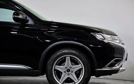 Mitsubishi Outlander III рестайлинг 3, 2016 год, 1 679 000 рублей, 5 фотография