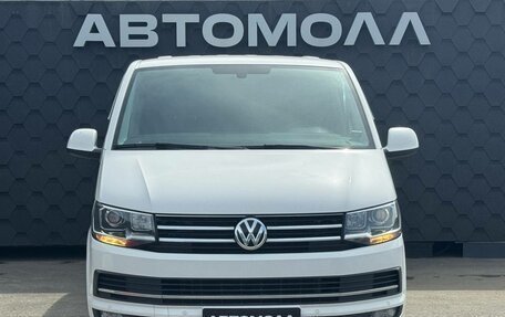 Volkswagen Caravelle T6 рестайлинг, 2017 год, 2 850 000 рублей, 3 фотография
