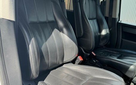 Volkswagen Caravelle T6 рестайлинг, 2017 год, 2 850 000 рублей, 15 фотография