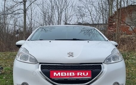 Peugeot 208 II, 2013 год, 740 000 рублей, 2 фотография
