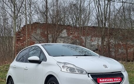 Peugeot 208 II, 2013 год, 740 000 рублей, 8 фотография