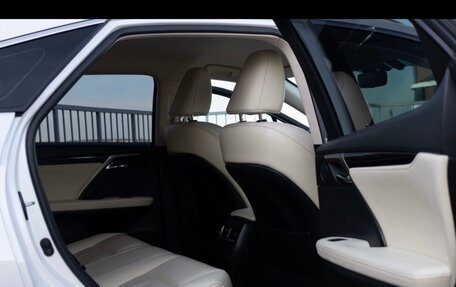 Lexus RX IV рестайлинг, 2020 год, 5 500 000 рублей, 5 фотография