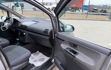 Volkswagen Sharan I рестайлинг, 2004 год, 670 000 рублей, 6 фотография