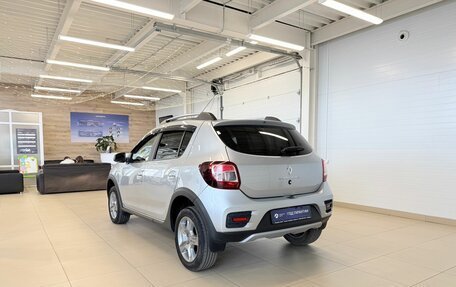 Renault Sandero II рестайлинг, 2021 год, 1 349 999 рублей, 4 фотография