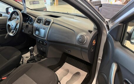 Renault Sandero II рестайлинг, 2021 год, 1 349 999 рублей, 12 фотография