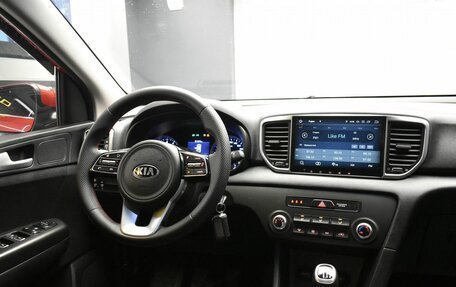 KIA Sportage IV рестайлинг, 2019 год, 1 899 000 рублей, 10 фотография