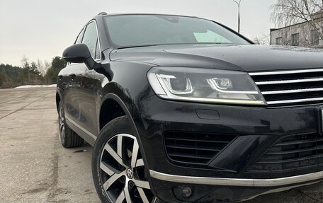 Volkswagen Touareg III, 2017 год, 3 500 000 рублей, 2 фотография