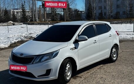 KIA Rio III рестайлинг, 2014 год, 600 000 рублей, 2 фотография