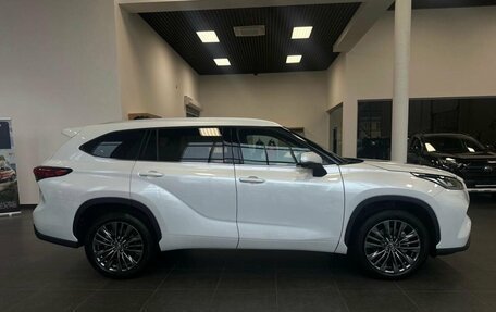 Toyota Highlander, 2026 год, 6 100 000 рублей, 4 фотография