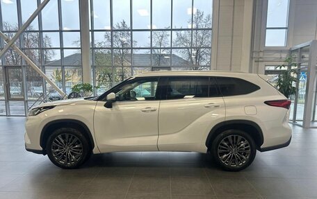 Toyota Highlander, 2026 год, 6 100 000 рублей, 8 фотография