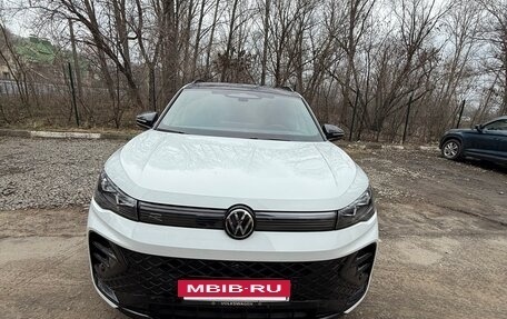 Volkswagen Tiguan, 2025 год, 4 850 000 рублей, 3 фотография