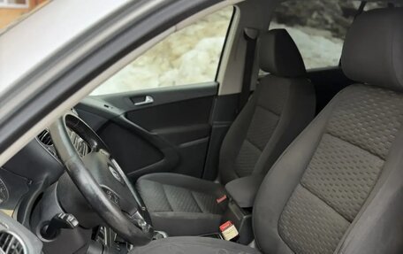 Volkswagen Tiguan I, 2010 год, 1 200 000 рублей, 3 фотография