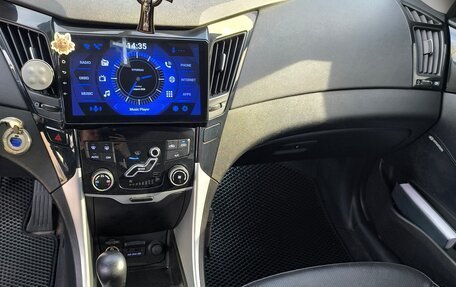 Hyundai Sonata VI, 2011 год, 1 130 000 рублей, 17 фотография