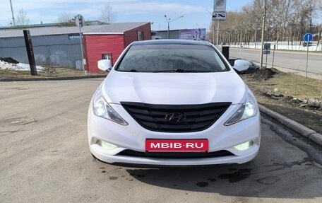 Hyundai Sonata VI, 2011 год, 1 130 000 рублей, 7 фотография