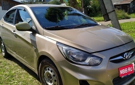 Hyundai Solaris II рестайлинг, 2012 год, 750 000 рублей, 2 фотография