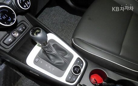 Hyundai Venue I, 2022 год, 1 830 000 рублей, 10 фотография