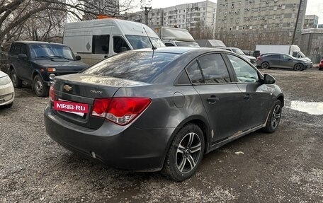 Chevrolet Cruze II, 2010 год, 390 000 рублей, 4 фотография