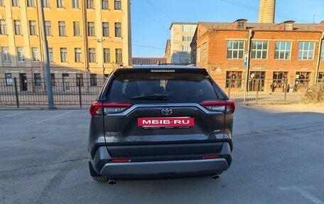 Toyota RAV4, 2020 год, 3 840 000 рублей, 5 фотография