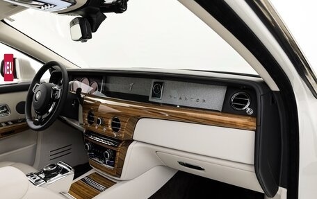 Rolls-Royce Phantom VIII, 2022 год, 39 100 000 рублей, 13 фотография