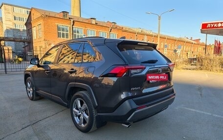Toyota RAV4, 2020 год, 3 840 000 рублей, 4 фотография