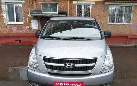 Hyundai Grand Starex Grand Starex I рестайлинг 2, 2011 год, 1 400 000 рублей, 4 фотография