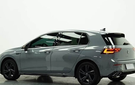 Volkswagen Golf VIII, 2022 год, 1 950 000 рублей, 5 фотография