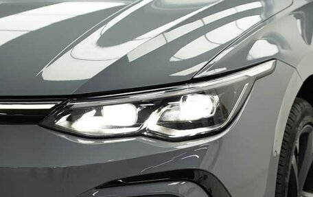 Volkswagen Golf VIII, 2022 год, 1 950 000 рублей, 2 фотография