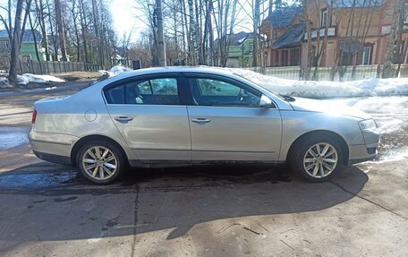 Volkswagen Passat B6, 2006 год, 599 000 рублей, 4 фотография