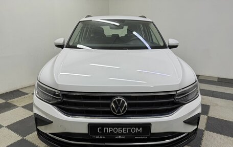 Volkswagen Tiguan II, 2021 год, 2 950 000 рублей, 2 фотография