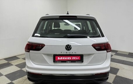 Volkswagen Tiguan II, 2021 год, 2 950 000 рублей, 6 фотография
