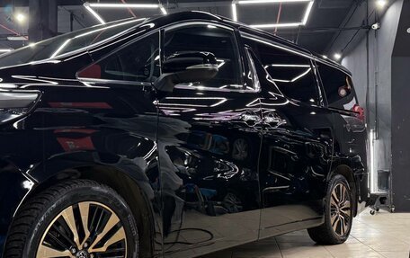 Toyota Alphard III, 2018 год, 4 490 000 рублей, 3 фотография