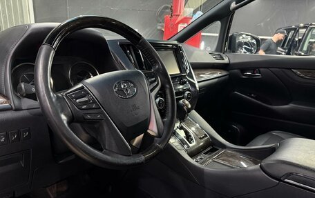 Toyota Alphard III, 2018 год, 4 490 000 рублей, 9 фотография