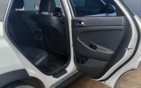 Hyundai Tucson III, 2018 год, 2 350 000 рублей, 7 фотография