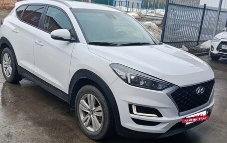 Hyundai Tucson III, 2018 год, 2 350 000 рублей, 2 фотография