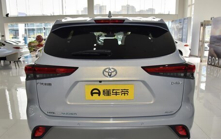 Toyota Highlander, 2026 год, 6 022 000 рублей, 5 фотография