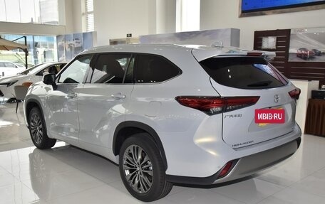Toyota Highlander, 2026 год, 6 022 000 рублей, 4 фотография