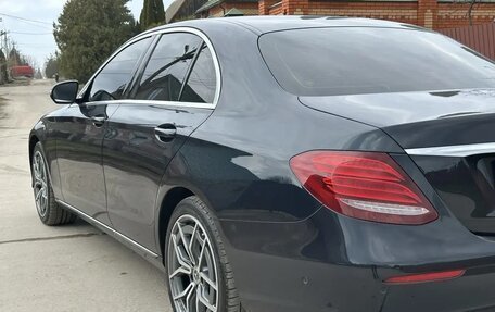 Mercedes-Benz E-Класс, 2016 год, 3 150 000 рублей, 3 фотография