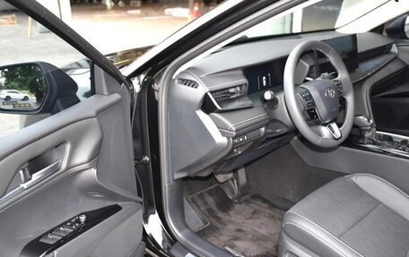 Toyota Camry, 2024 год, 5 190 000 рублей, 8 фотография