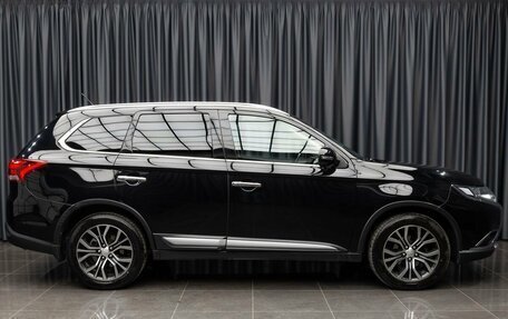 Mitsubishi Outlander III рестайлинг 3, 2015 год, 1 849 000 рублей, 5 фотография