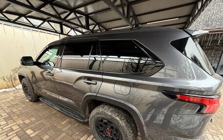 Toyota Sequoia, 2023 год, 12 000 000 рублей, 21 фотография