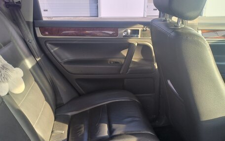 Volkswagen Touareg III, 2007 год, 950 000 рублей, 7 фотография