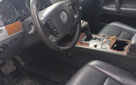 Volkswagen Touareg III, 2007 год, 950 000 рублей, 12 фотография