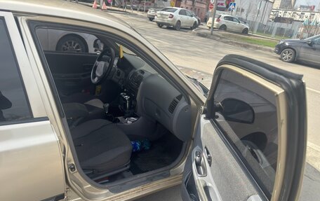 Hyundai Accent II, 2004 год, 450 000 рублей, 11 фотография