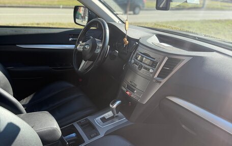 Subaru Outback IV рестайлинг, 2010 год, 1 000 000 рублей, 10 фотография